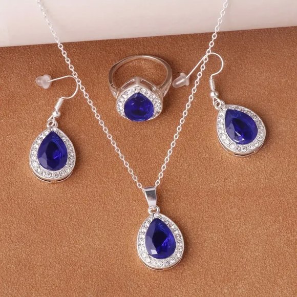 Blue Water Drop Rhinestones Jewelry Set Pendant Necklace, Earrings & Ring - Picture 3 of 3